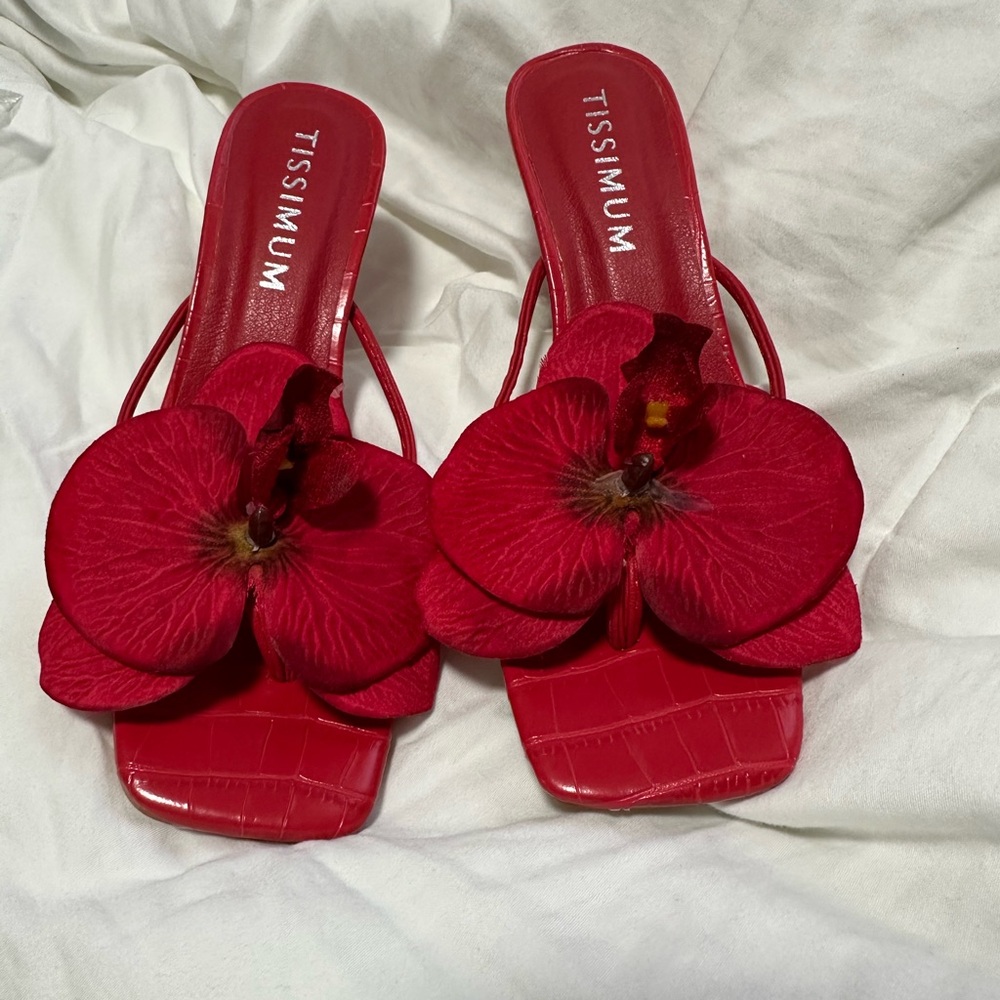 Women's Red Floral Sandals